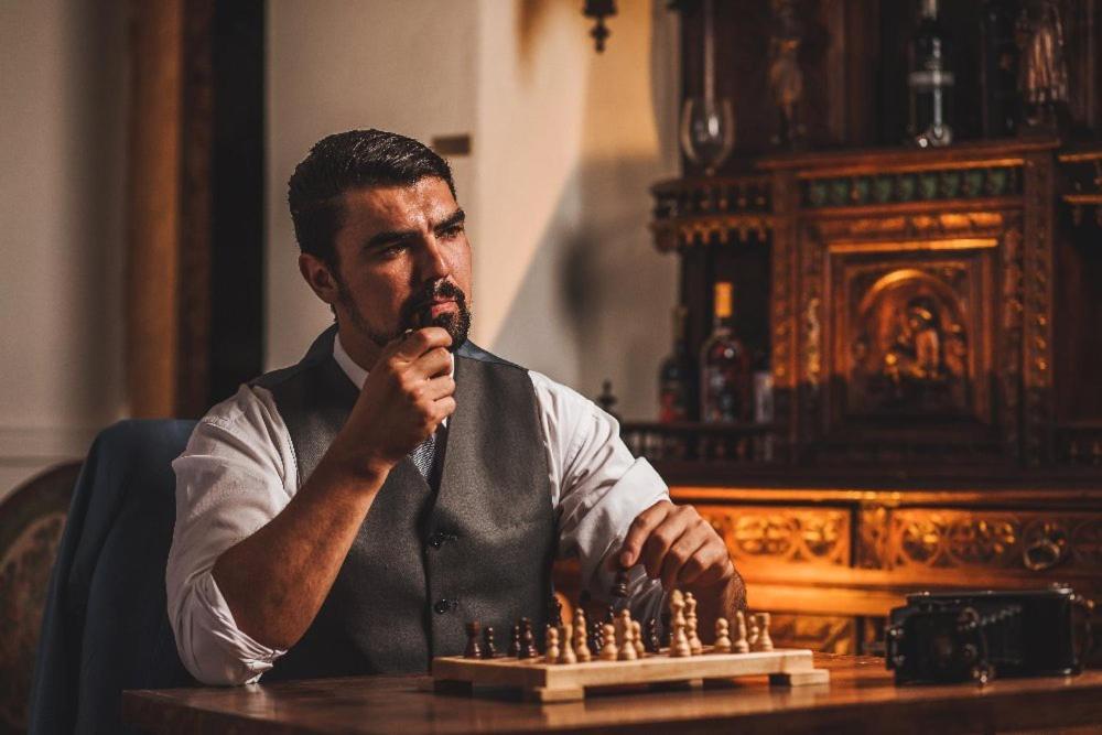 La Casa Del General Hotel Boutique Идальго-дель-Парраль Экстерьер фото